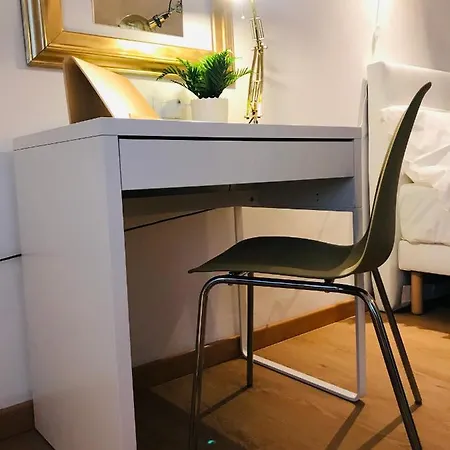 Amuri Room2